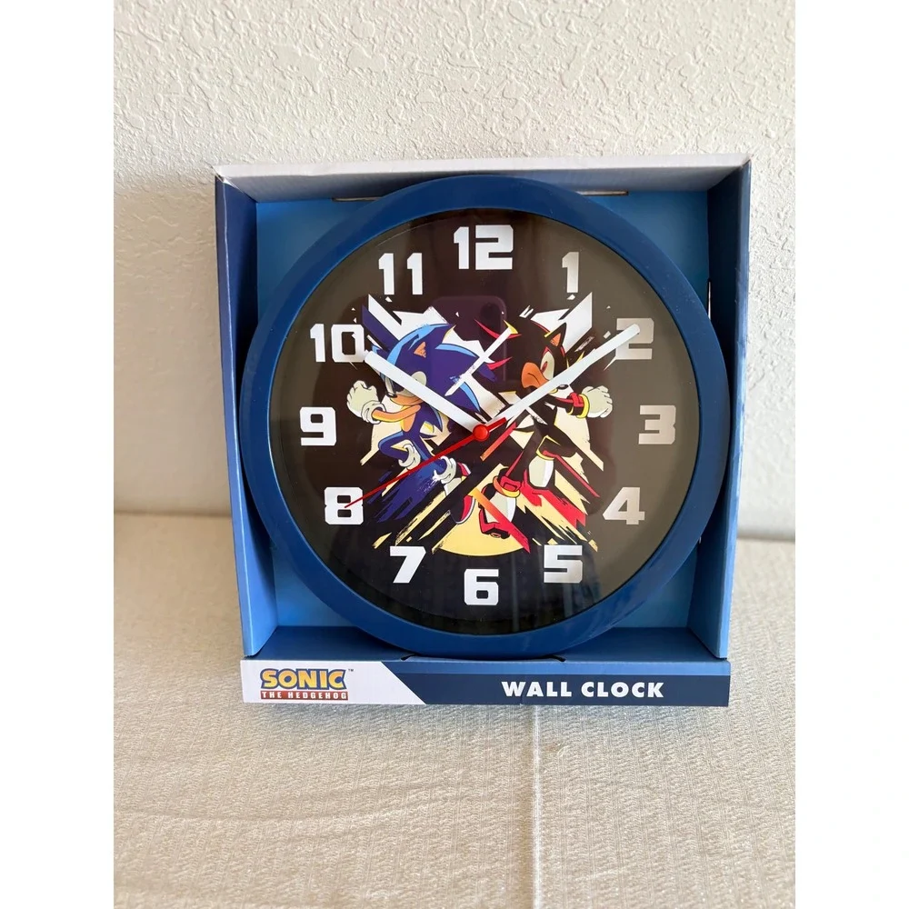 Sonic the Hedgehog Wall Clock Kids 10 inch Blue New Shadow Sega Gaming Decor